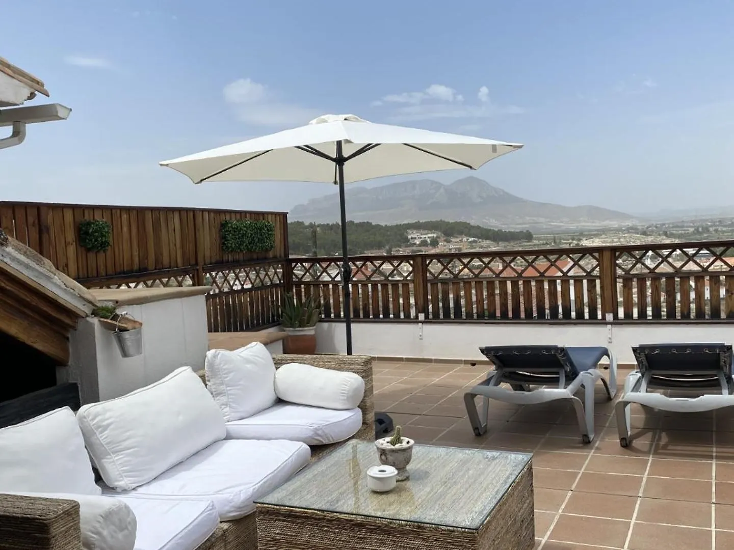 Apartamento Alhanda Apartahotel Benamaurel